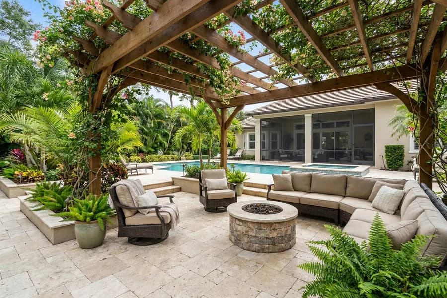 Outdoor Living services in Florida
